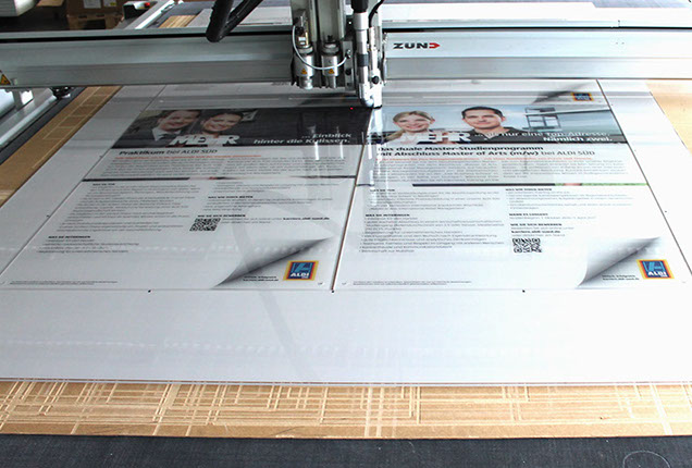 Druck auf Acrylglas, Acryldruck, Digitaler Zuschnitt von Plexiglas, Plexiglas schneiden, Acrylglas zuschneiden, Zuschnitt