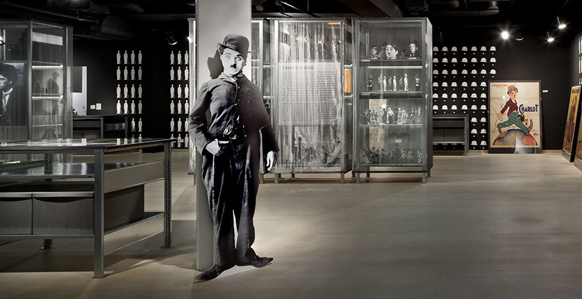 Konturschnitt, 3D Buchstaben, 3d zahlen, fräsbuchstaben, Figurenaufsteller, Pappkamerad