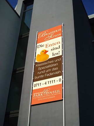 Liftsystem, Gebäudebanner, Fassadenbanner, Wandwerbung