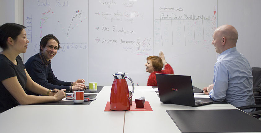 Glasdekorfolie, Dekorfolie für Konferenzraum